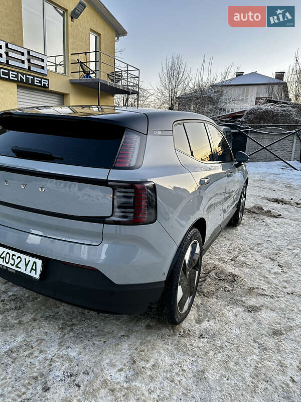 Внедорожник / Кроссовер Volvo EX30 2024 в Харькове