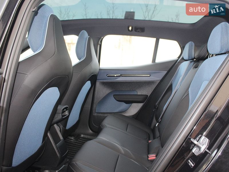 Внедорожник / Кроссовер Volvo EX30 2024 в Трускавце