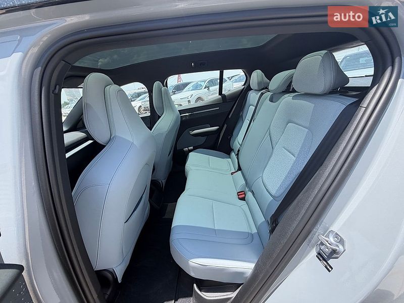 Позашляховик / Кросовер Volvo EX30 2024 в Києві