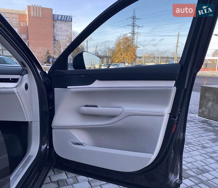 Позашляховик / Кросовер Volvo EX90 2025 в Дніпрі фото 19 Позашляховик / Кросовер Volvo EX90 2025 в Дніпрі