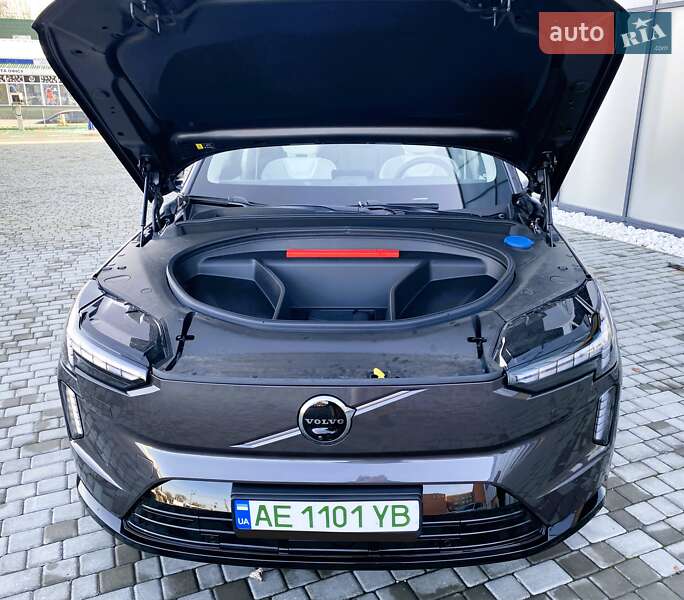 Позашляховик / Кросовер Volvo EX90 2025 в Дніпрі фото 45 Позашляховик / Кросовер Volvo EX90 2025 в Дніпрі