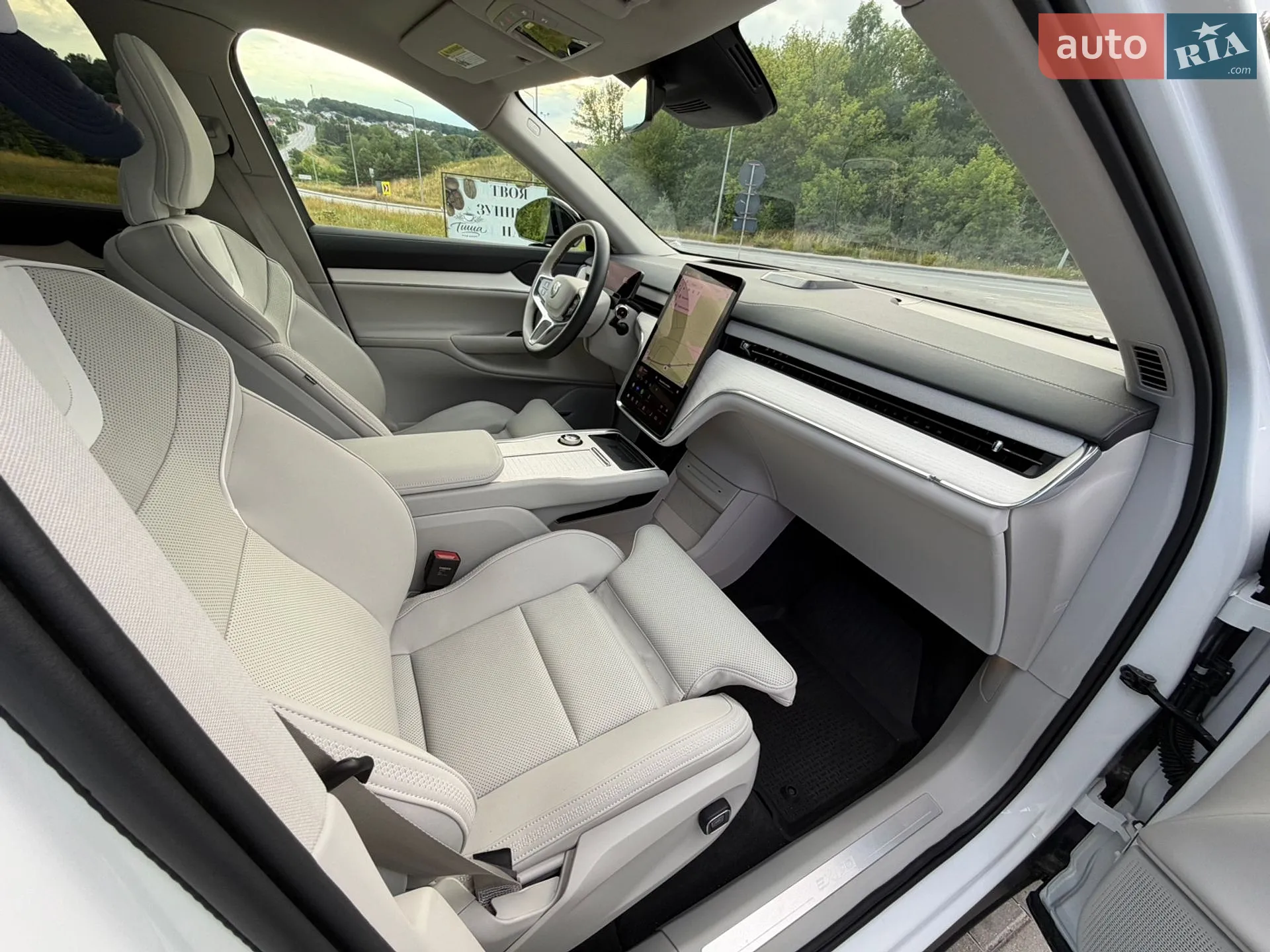 2025 Volvo EX90 - мініатюра 34