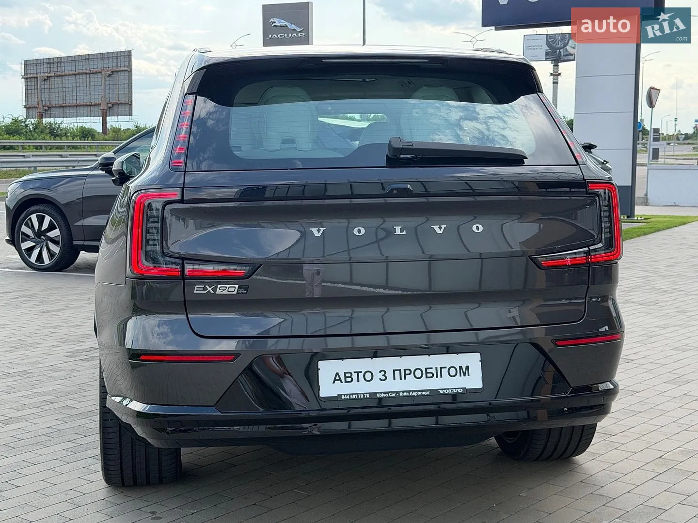 2025 Volvo EX90 - мініатюра 5