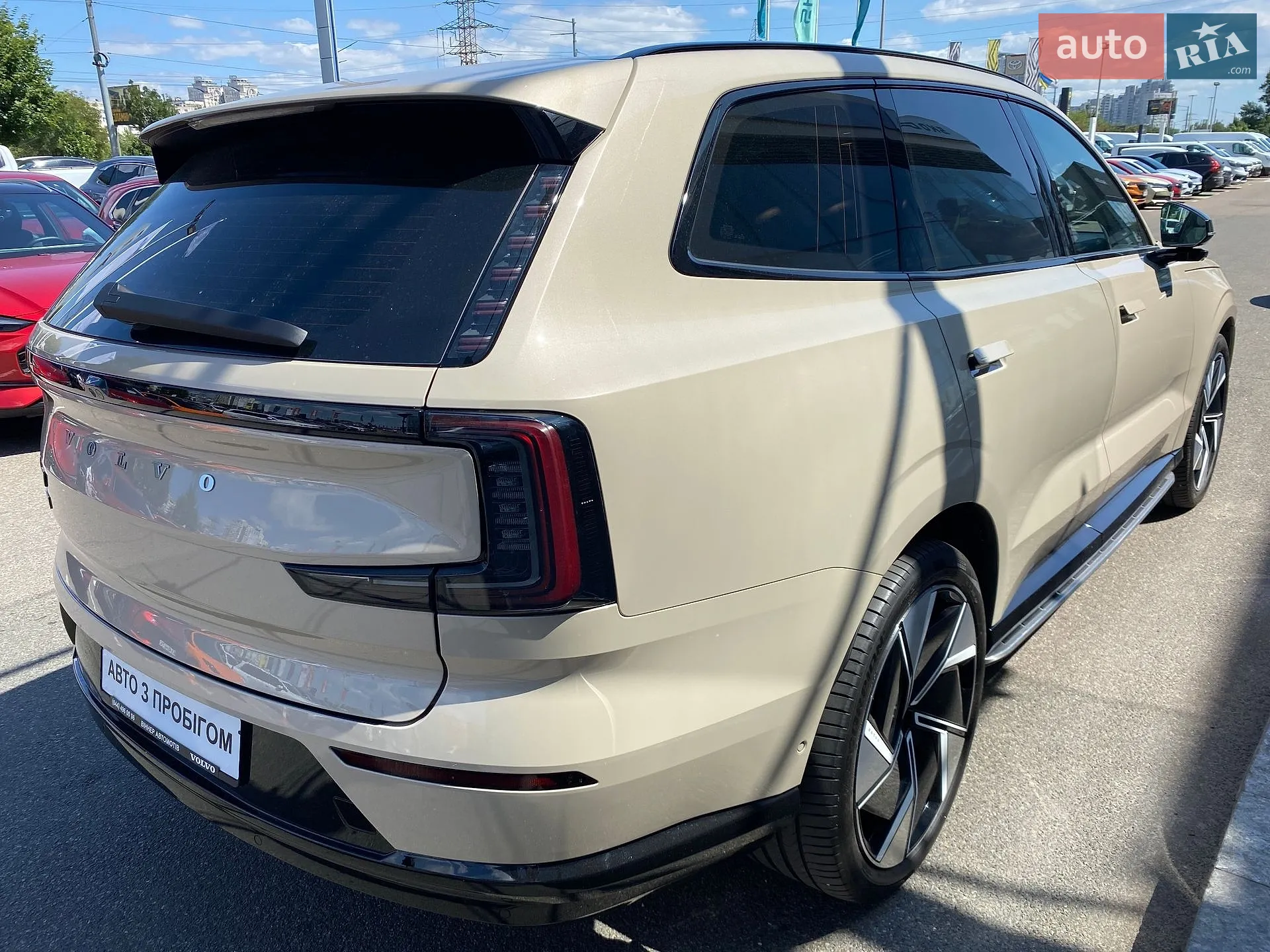 2025 Volvo EX90 - мініатюра 6
