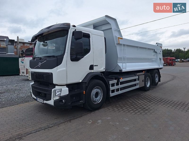 Самосвал Volvo FE 2023 в Львове