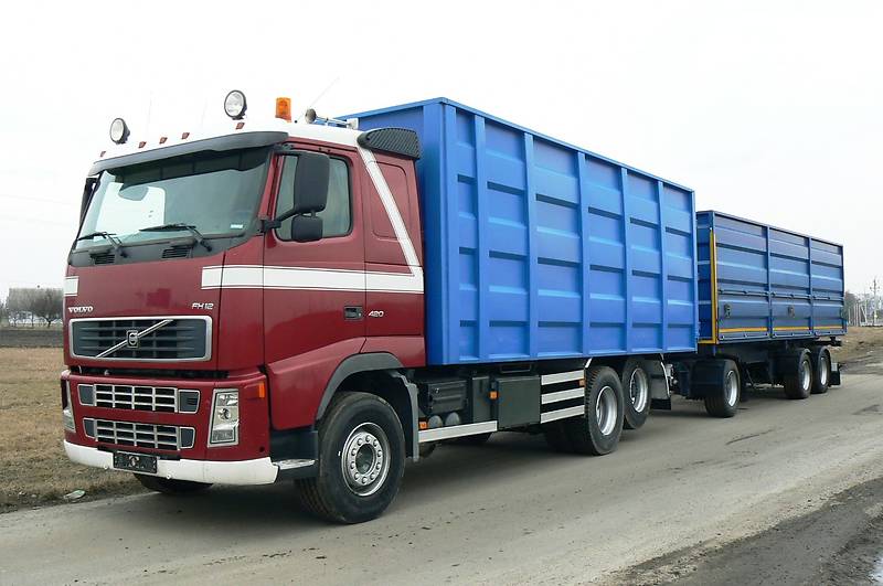 Самосвал Volvo FH 12 2006 в Ровно