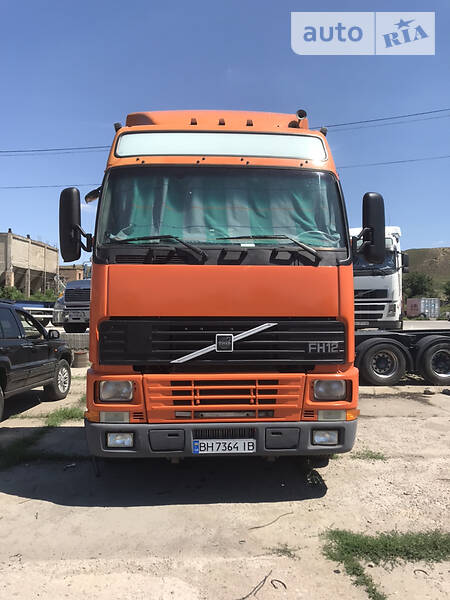 Контейнеровоз Volvo FH 12 2001 в Одессе