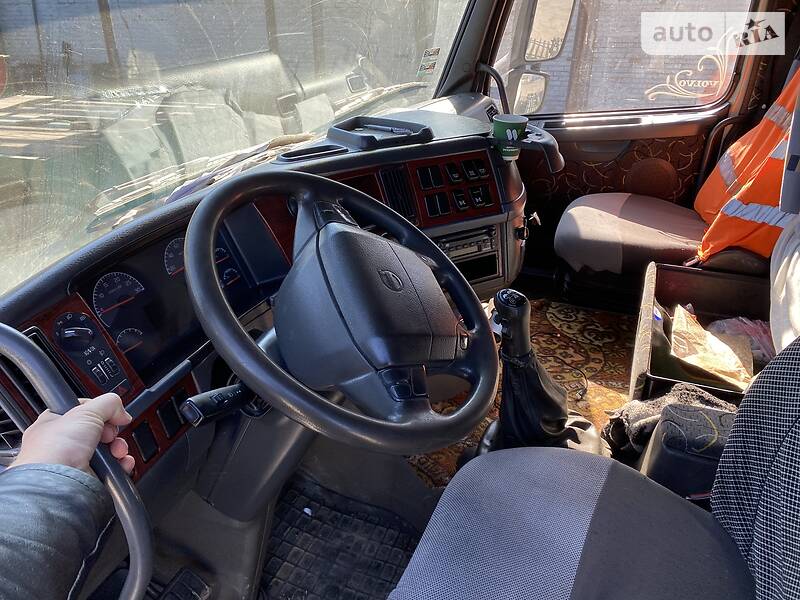 Тягач Volvo FH 12 2007 в Киеве