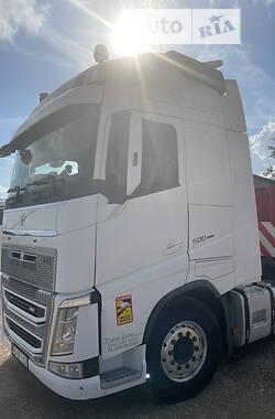 Тягач Volvo FH 12 2015 в 
