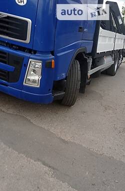 Кран-манипулятор Volvo FH 12 2003 в Тячеве