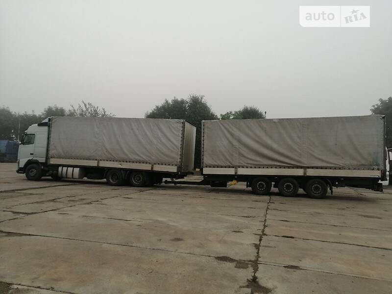 Контейнеровоз Volvo FH 12 2003 в Ужгороді