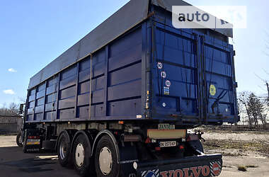 Тягач Volvo FH 12 2004 в 
