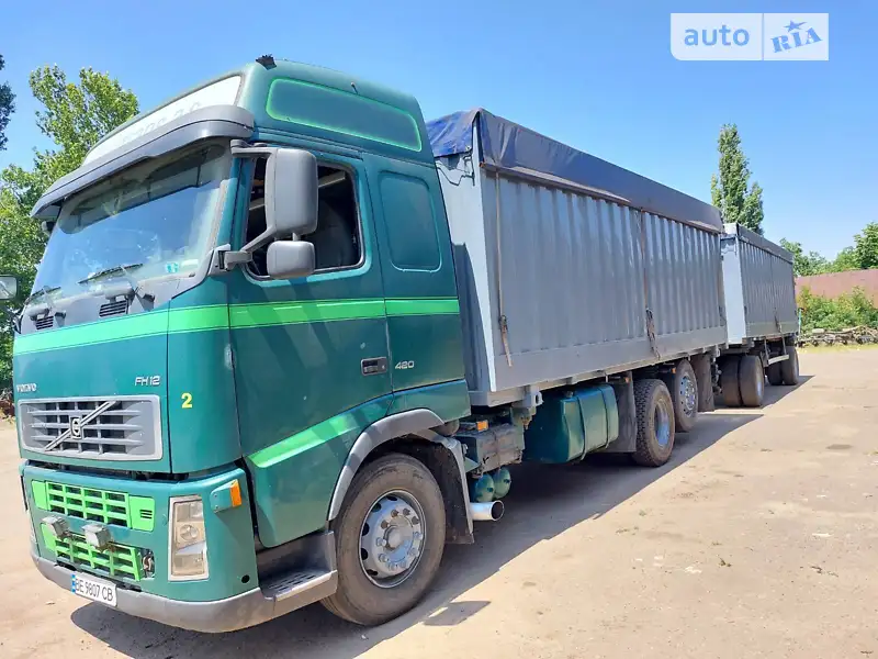 Зерновоз Volvo FH 12 2005 в 