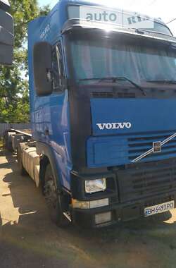 Тягач Volvo FH 12 2001 в 