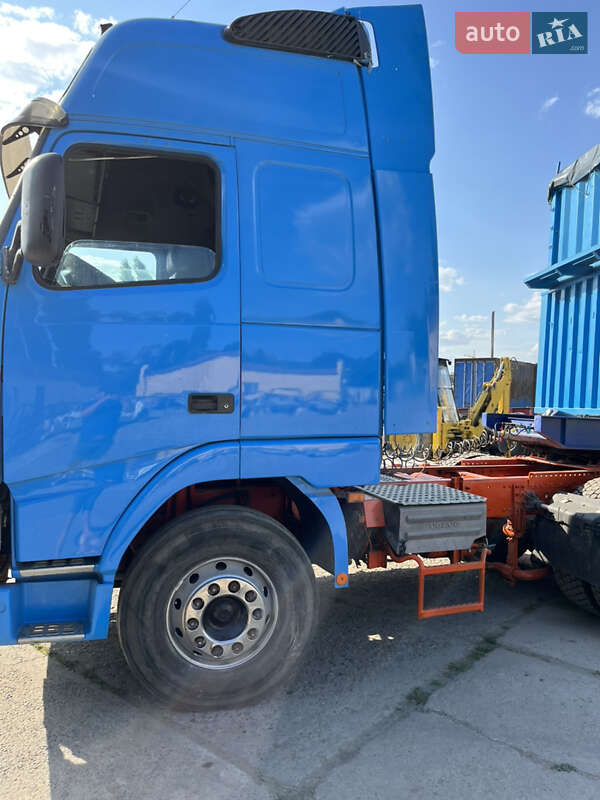 Грузовой фургон Volvo FH 12 2000 в Черноморске
