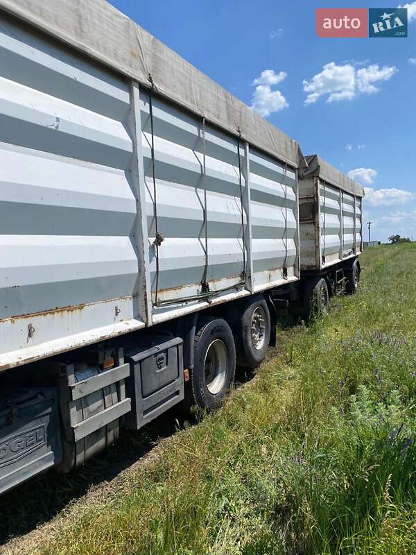 Зерновоз Volvo FH 12 2005 в Днепре