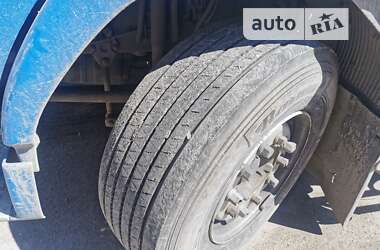 Тягач Volvo FH 12 2002 в 