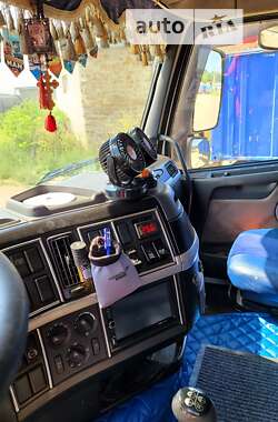 Тягач Volvo FH 12 2004 в 