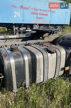 Зерновоз Volvo FH 12 2003 в Прилуках