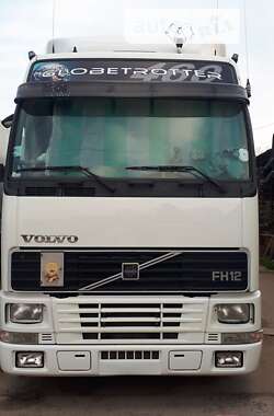 Тягач Volvo FH 12 2002 в Ужгороді