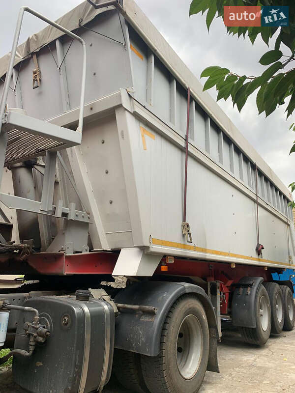 Самосвал Volvo FH 12 1999 в Сарате