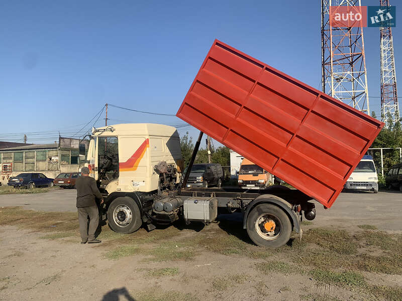 Самосвал Volvo FH 12 2001 в Казатине