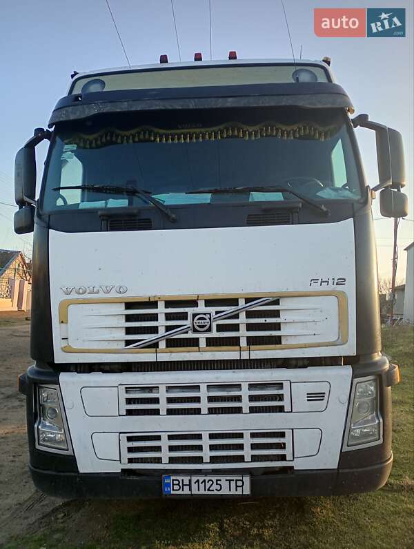 Тягач Volvo FH 12 2004 в Березанке