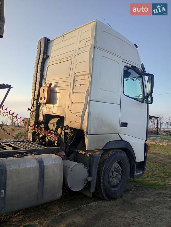 Тягач Volvo FH 12 2004 в Березанке