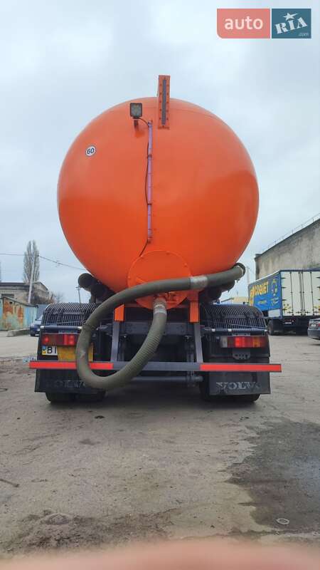 Машина  асенізатор (вакуумна) Volvo FH 12 1999 в Кременчуці