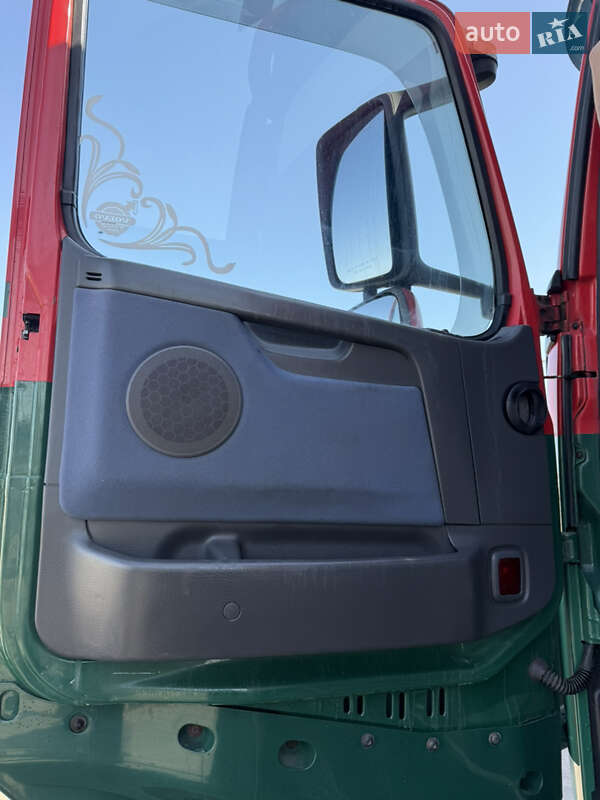 Тягач Volvo FH 12 2006 в Одессе