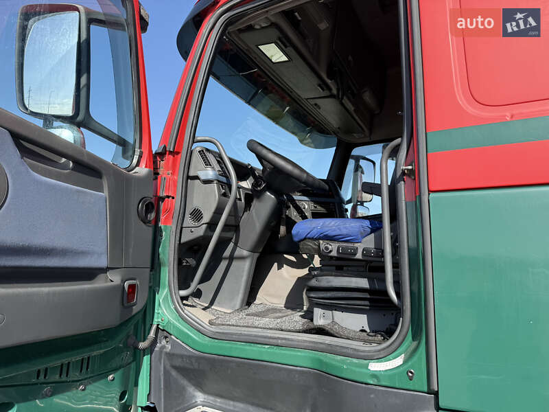 Тягач Volvo FH 12 2006 в Одессе