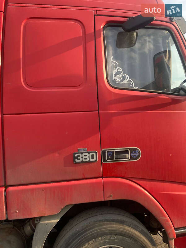 Тягач Volvo FH 12 1998 в Киеве