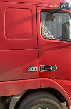 Тягач Volvo FH 12 1998 в 