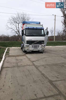 Тягач Volvo FH 12 2000 в 