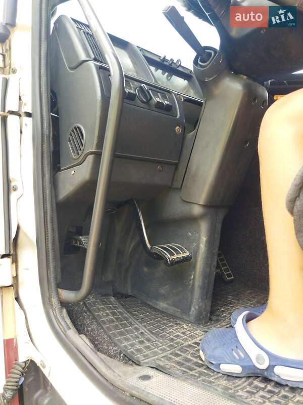 Самоскид Volvo FH 12 1999 в Івано-Франківську