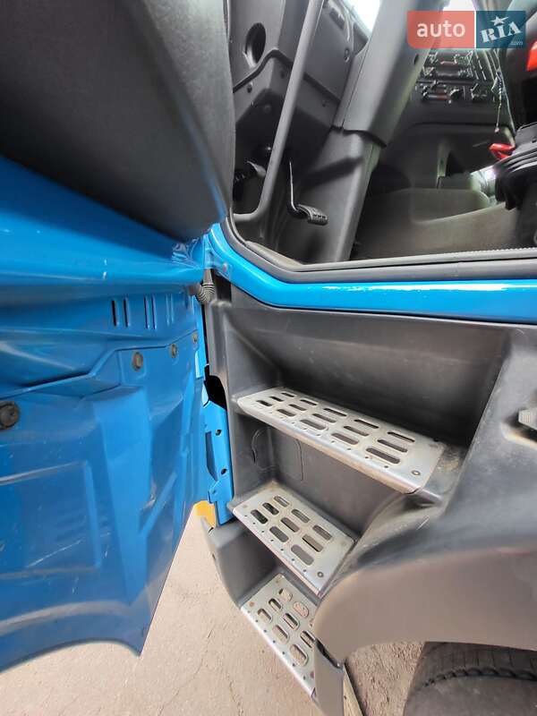 Тентованый Volvo FH 12 2000 в Чернигове
