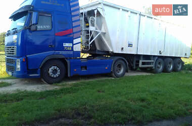 Зерновоз Volvo FH 12 2004 в Збараже