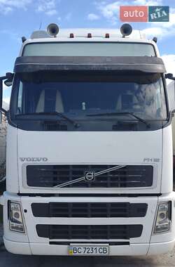 Тягач Volvo FH 12 2004 в Львове