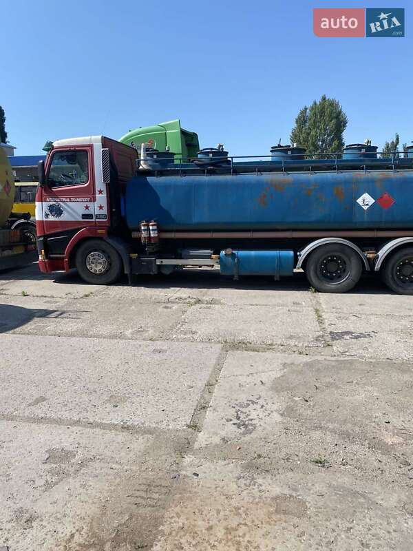 Бензовоз Volvo FH 12 2000 в Одессе