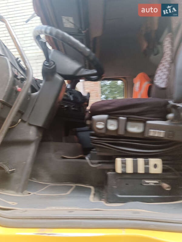 Другие грузовики Volvo FH 12 2001 в Синельниково