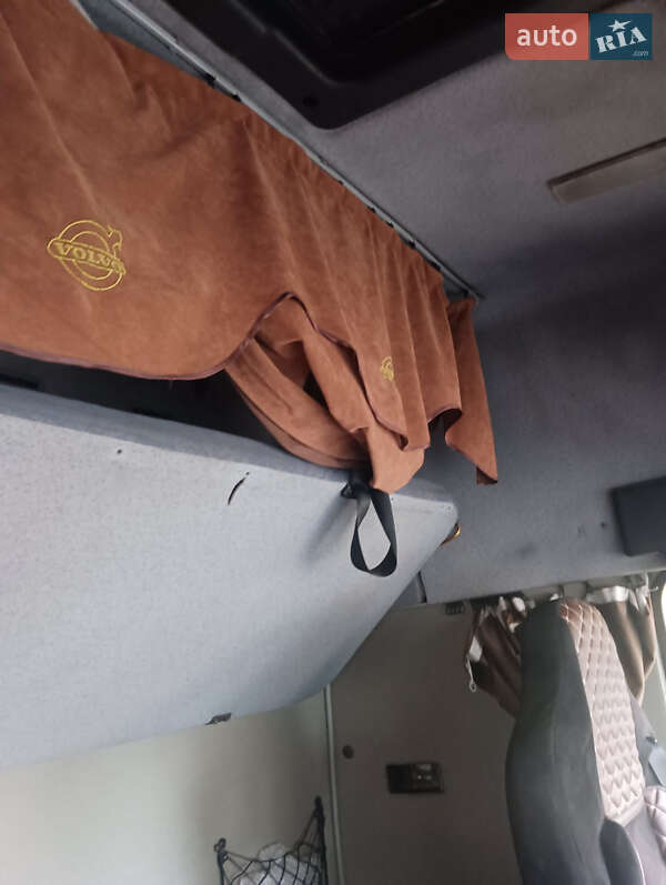 Другие грузовики Volvo FH 12 2001 в Синельниково