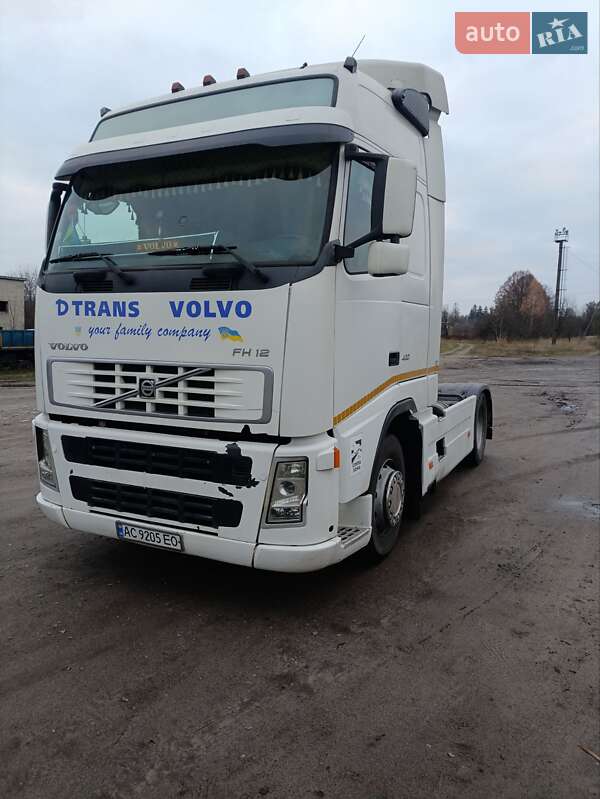 Тягач Volvo FH 12 2004 в Горохове