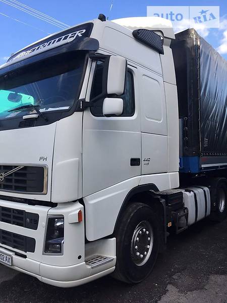 Тягач Volvo FH 13 2006 в Иршаве