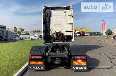 Тягач Volvo FH 13 2013 в Киеве