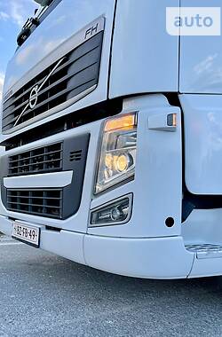 Тягач Volvo FH 13 2011 в 