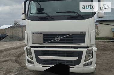 Тягач Volvo FH 13 2010 в Золочеве