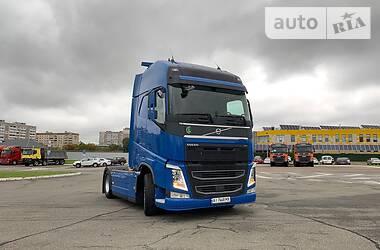 Тягач Volvo FH 13 2016 в Києві