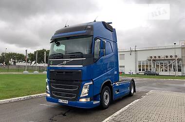 Тягач Volvo FH 13 2016 в Києві