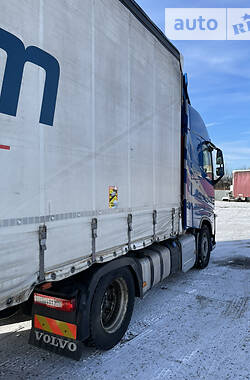 Тягач Volvo FH 13 2015 в Чернівцях