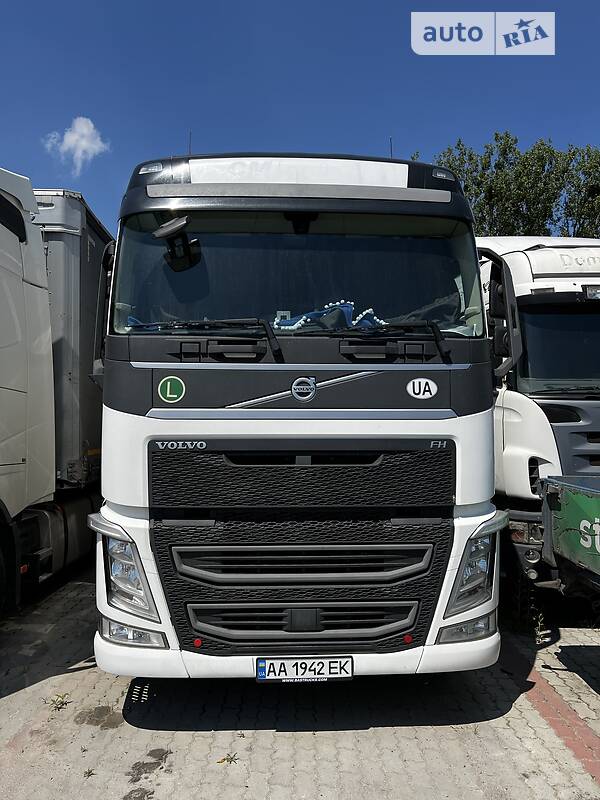 Тягач Volvo FH 13 2015 в Києві